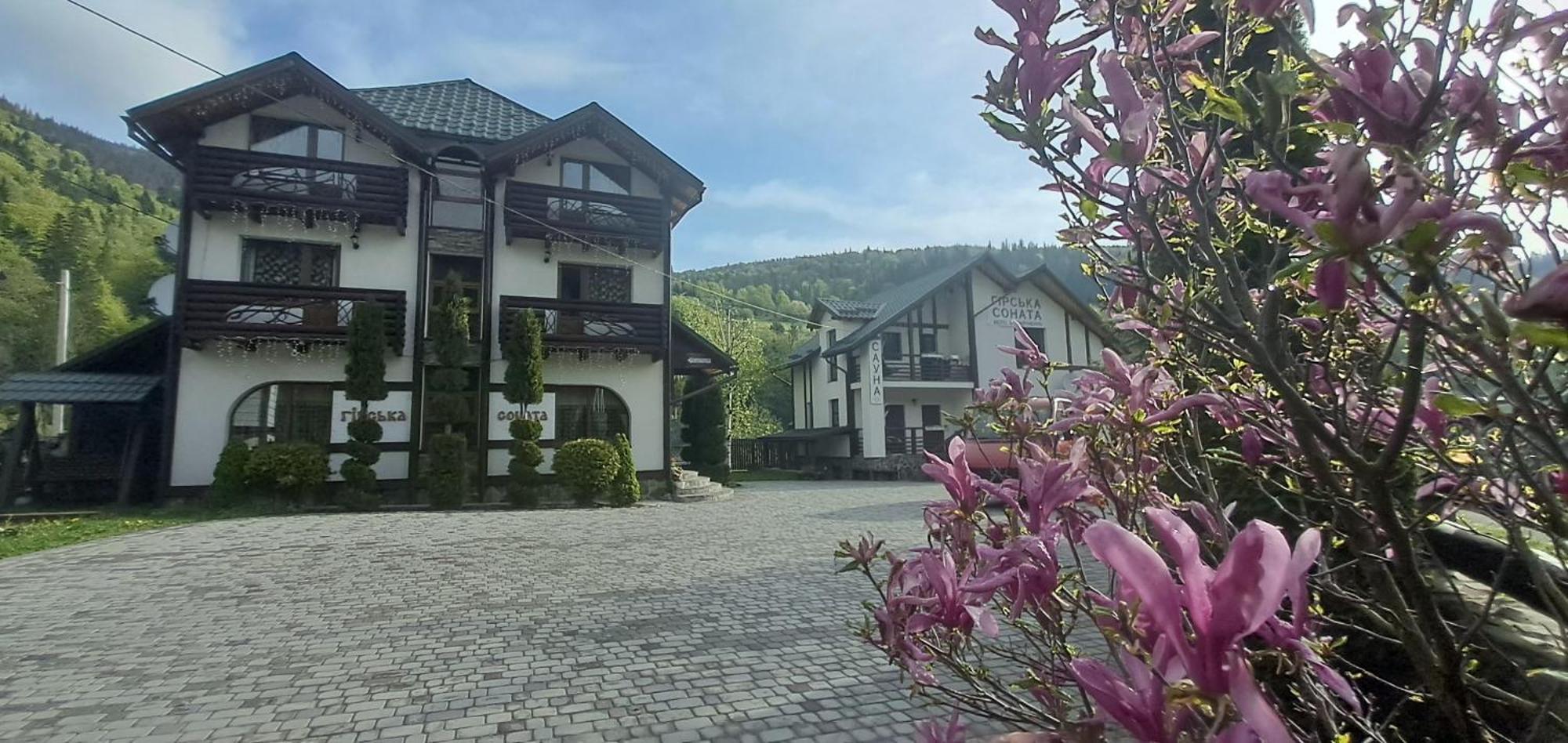 Girska Sonata Hotel & Apartments 미쿨리친 외부 사진
